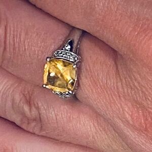 Citrine & sterling silver ring.